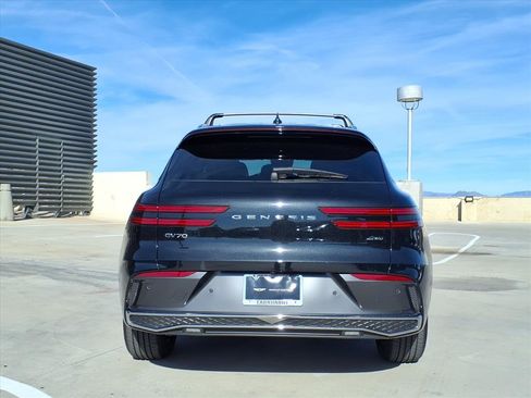 Certified 2026 Genesis GV70 2.5T Advanced image 5