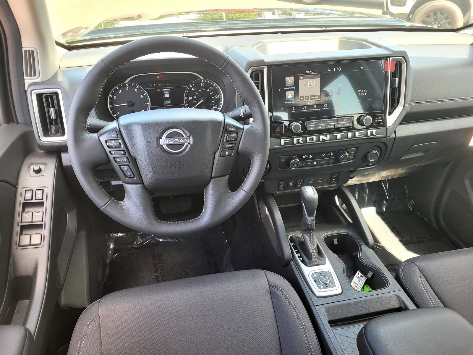 New 2026 Nissan Frontier SV w/ All-Weather Content Package AWD/4WD image 9