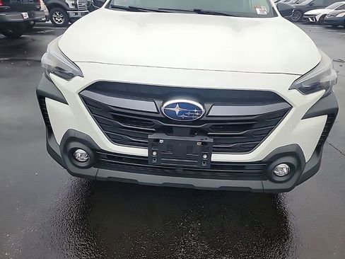 Used 2023 Subaru Outback Premium image 17