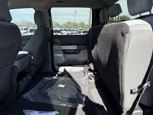 New 2026 Ford F250 XLT w/ XLT Premium Package image 41