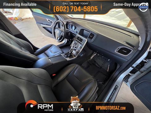 Used 2016 Volvo V60 T5 Premier image 10