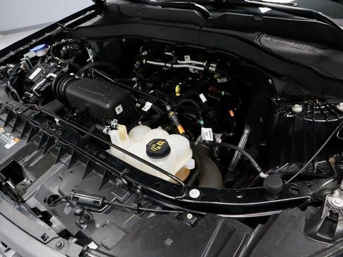 Certified 2023 Ford Explorer XLT w/ Equipment Group 202A image 19