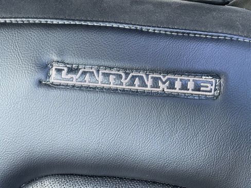 Used 2022 RAM 1500 Laramie AWD/4WD image 7