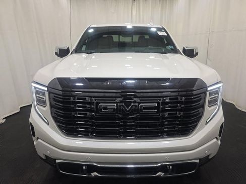 Used 2022 GMC Sierra 1500 Denali Ultimate AWD/4WD image 2