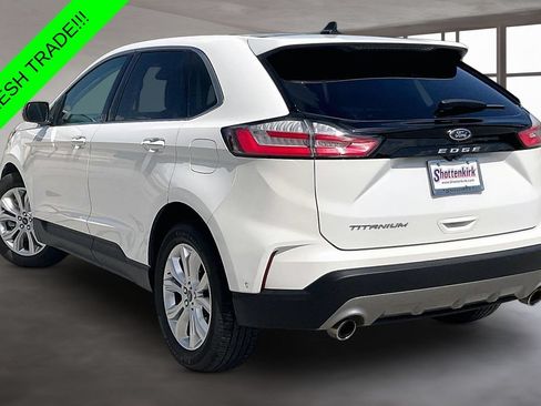 Used 2021 Ford Edge Titanium w/ Equipment Group 301A FWD image 4