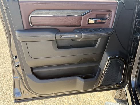 New 2026 RAM 2500 Limited image 10