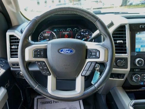 Used 2018 Ford F250 Lariat w/ Lariat Value Package image 15