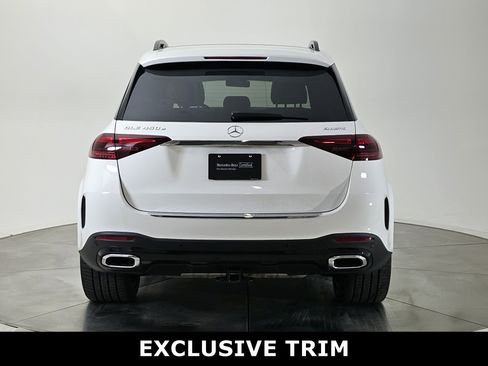 Used 2025 Mercedes-Benz GLE 450e 4MATIC image 4