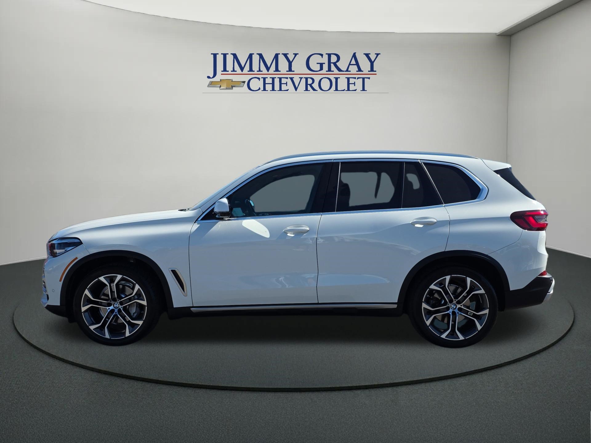 Used 2022 BMW X5 sDrive40i w/ Premium Package RWD image 2