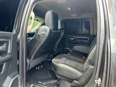 Used 2020 RAM 2500 Laramie AWD/4WD image 3
