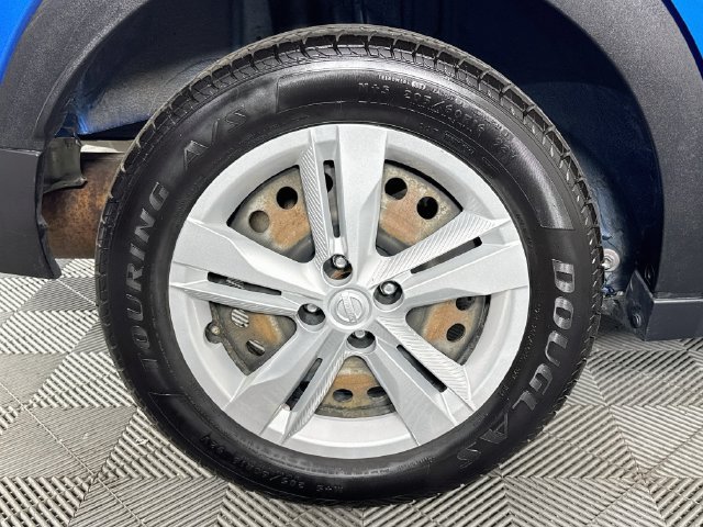 Used 2022 Nissan Kicks S FWD image 30