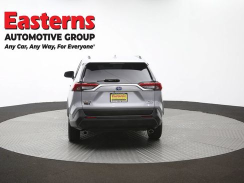 Used 2021 Toyota RAV4 XLE w/ XLE Grade Weather Package AWD/4WD image 37