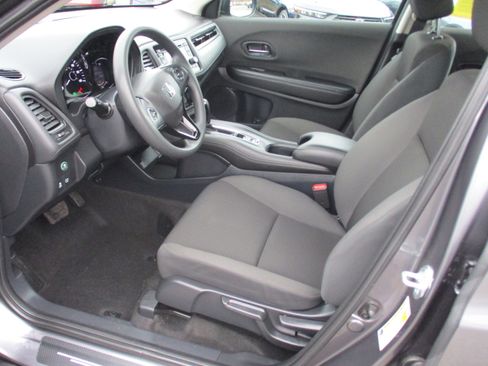 Certified 2021 Honda HR-V LX image 11