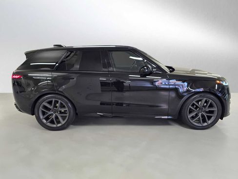 New 2026 Land Rover Range Rover Sport Dynamic SE AWD/4WD image 2