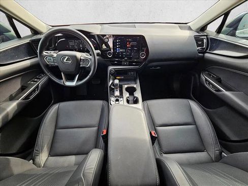 Used 2025 Lexus NX 250 FWD image 16