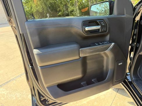 Used 2019 GMC Sierra 1500 AT4 w/ AT4 Premium Package AWD/4WD image 8