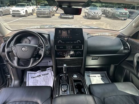 Used 2022 Nissan Armada Platinum w/ Captain's Chairs Package RWD image 15