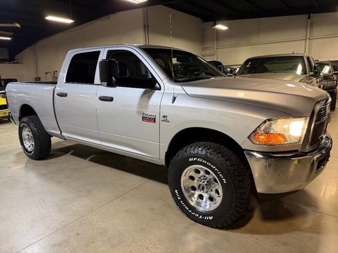 Used 2012 RAM 2500 ST w/ Chrome Appearance Group image 35