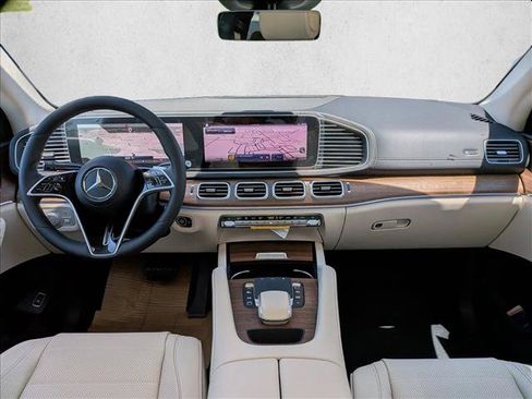 New 2026 Mercedes-Benz GLE 450 4MATIC Coupe image 17