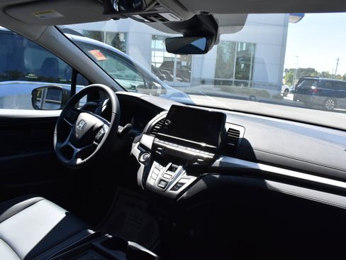 New 2026 Honda Odyssey Touring image 36