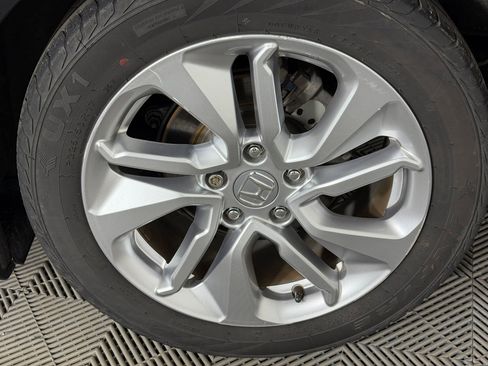 Used 2019 Honda Accord LX image 12