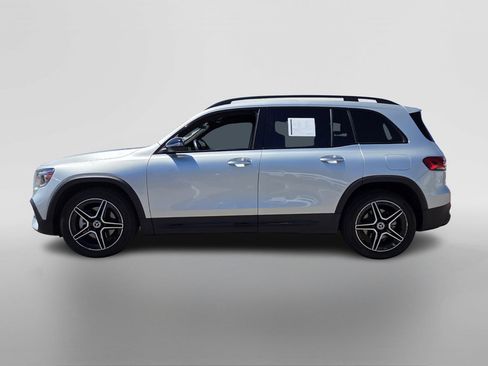 Certified 2022 Mercedes-Benz GLB 250 image 2