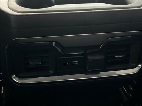 Used 2022 GMC Sierra 1500 Elevation image 15