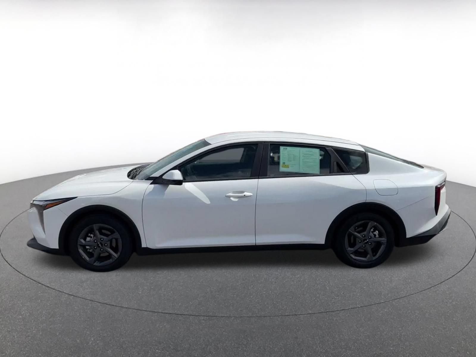 Used 2026 Kia K4 FWD image 8