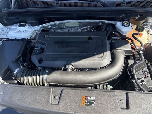 Certified 2025 Buick Envision Sport Touring AWD/4WD image 30
