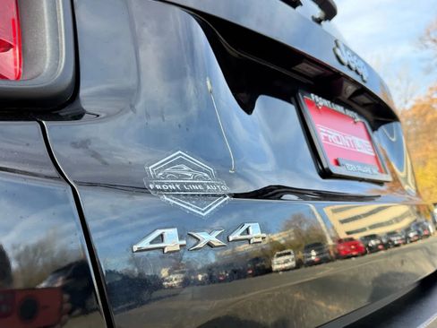 Used 2017 Jeep Renegade Latitude image 34