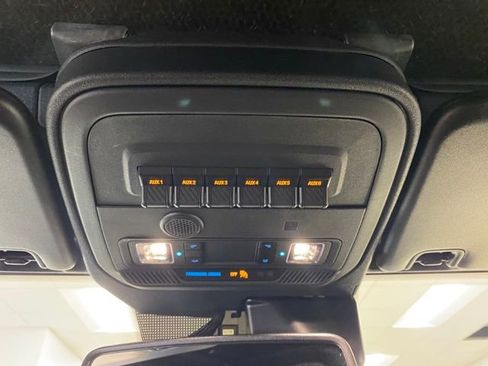 New 2024 Ford Bronco Badlands image 24