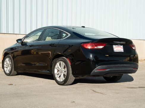 Used 2015 Chrysler 200 Limited w/ Convenience Group image 15