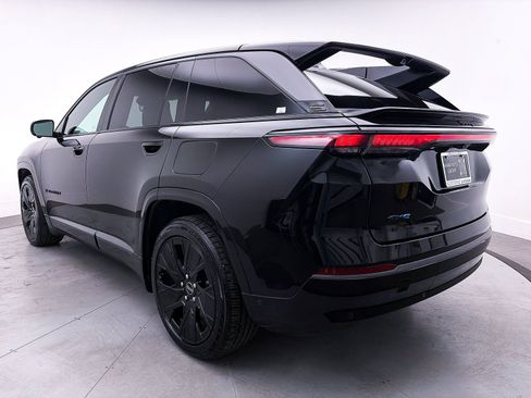 Used 2024 Jeep Wagoneer Launch Edition image 15