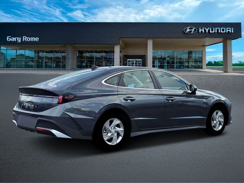 New 2026 Hyundai Sonata SE FWD image 8