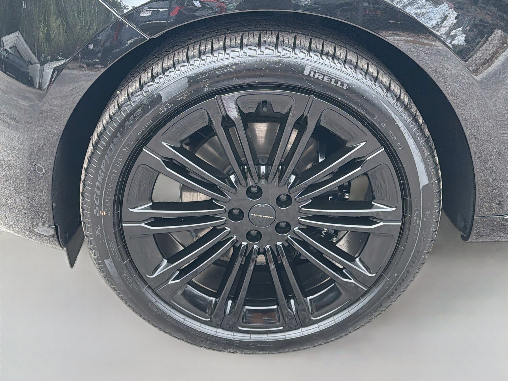 New 2026 Land Rover Range Rover Long Wheelbase SE AWD/4WD image 43