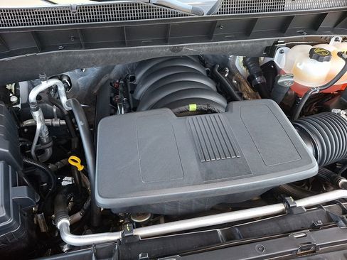 Used 2025 Chevrolet Silverado 1500 LTZ w/ LTZ Premium Package image 28