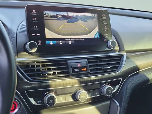 Used 2021 Honda Accord Sport image 21