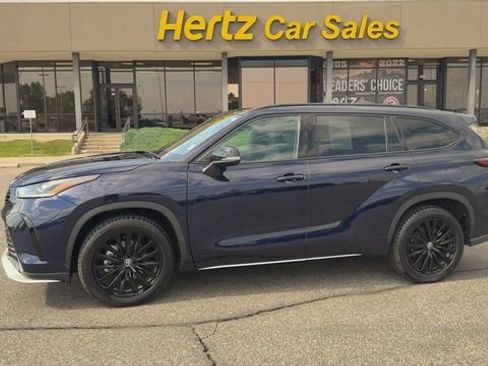 Used 2025 Toyota Highlander XSE AWD/4WD image 5
