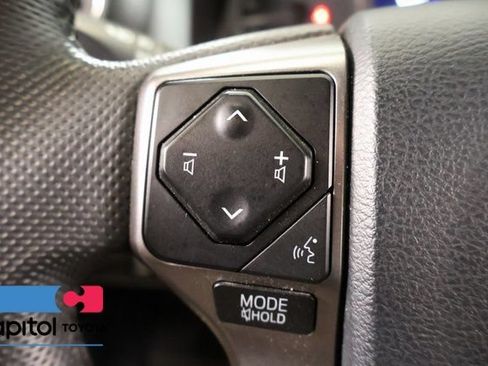 Certified 2023 Toyota Tacoma Limited AWD/4WD image 19