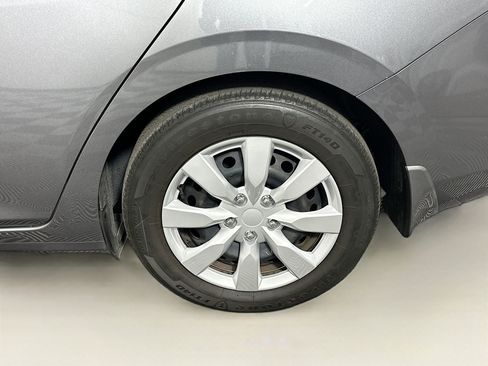 Used 2023 Nissan Sentra S image 11