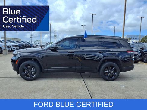 Used 2023 Jeep Grand Cherokee L Laredo RWD image 3