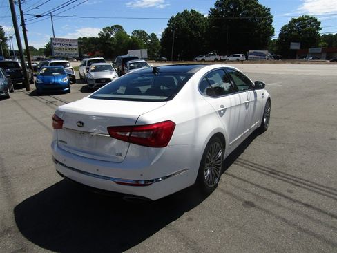 Used 2016 Kia Cadenza Limited FWD image 7