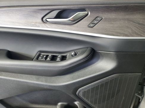 New 2025 Jeep Grand Cherokee L Limited image 28