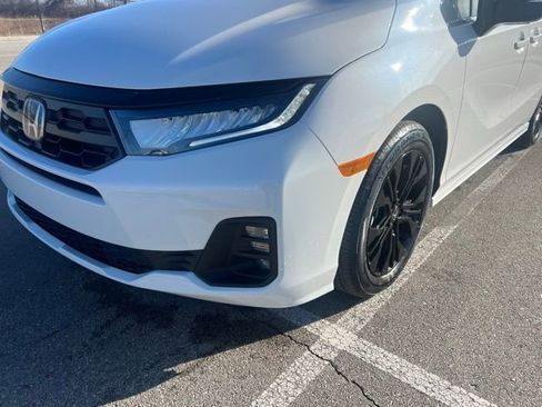 New 2026 Honda Odyssey Sport-L image 4
