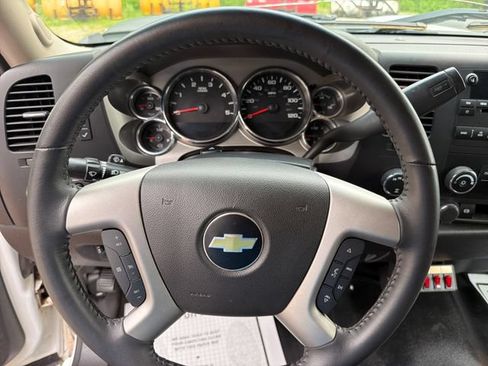 Used 2013 Chevrolet Silverado 3500 LT w/ Interior Plus Package AWD/4WD image 13