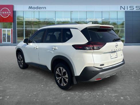Certified 2023 Nissan Rogue SV w/ SV Premium B Package FWD image 7