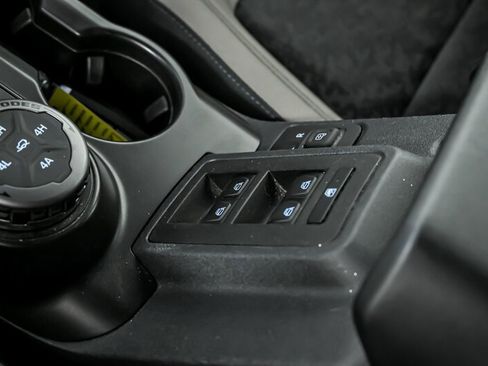 Used 2021 Ford Bronco Wildtrak image 30