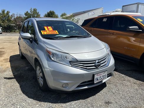 Used 2015 Nissan Versa Note SV image 4