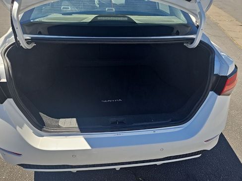 Used 2022 Nissan Sentra SV FWD image 25
