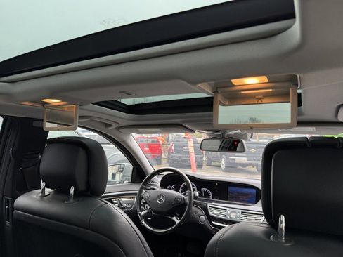 Used 2013 Mercedes-Benz S 550 4MATIC image 34